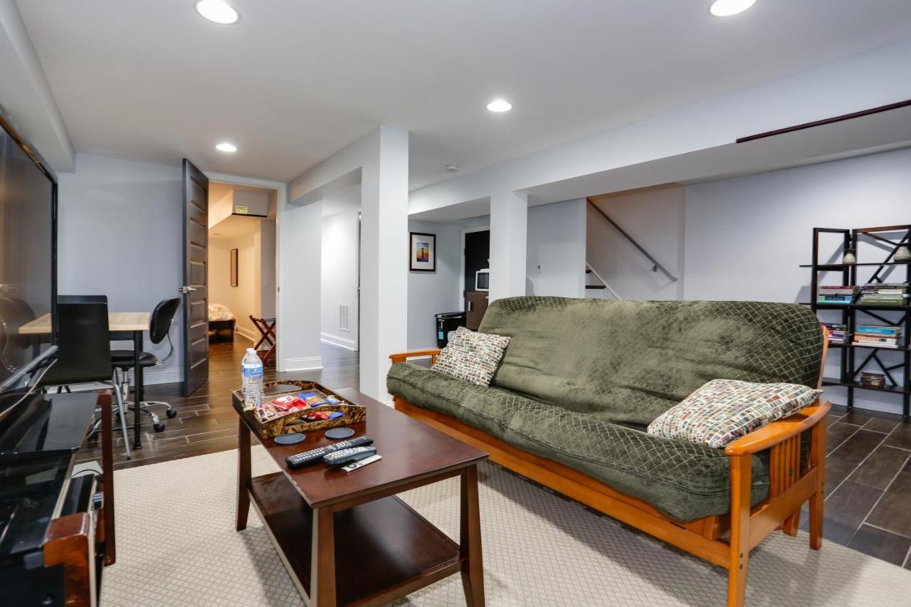 English Basement Suite In Petworth, Washington, Dc -- Free Off-Street Parking, Walk To Metro And Restaurants Exterior photo
